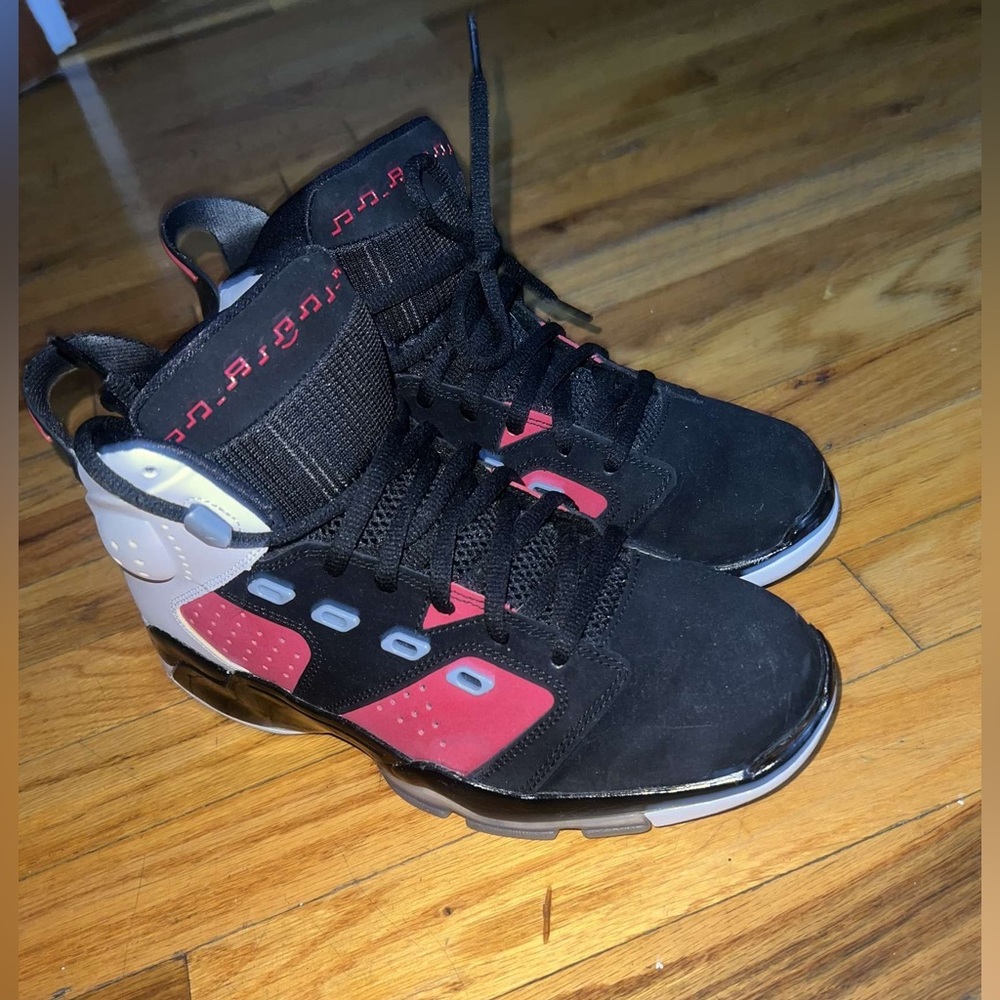 Men Jordan's - Picture 7 of 9